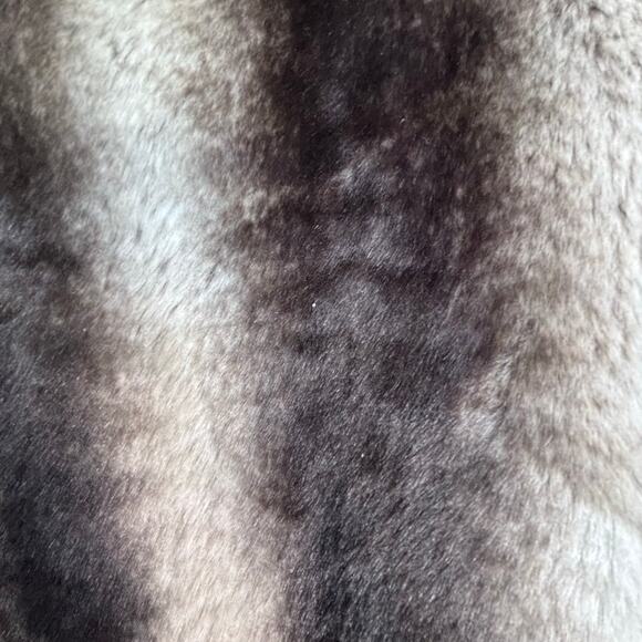 Vintage Y2K Dennis Basso Faux Fur Coat Brown Gray Striped Medium Jacket Warm - Picture 16 of 16